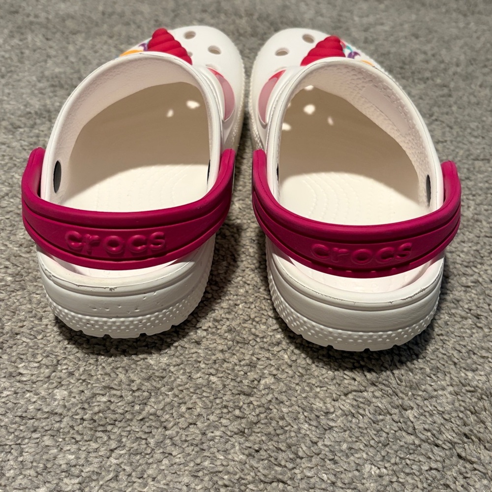 Unicorn Crocs - Picture 3 of 4